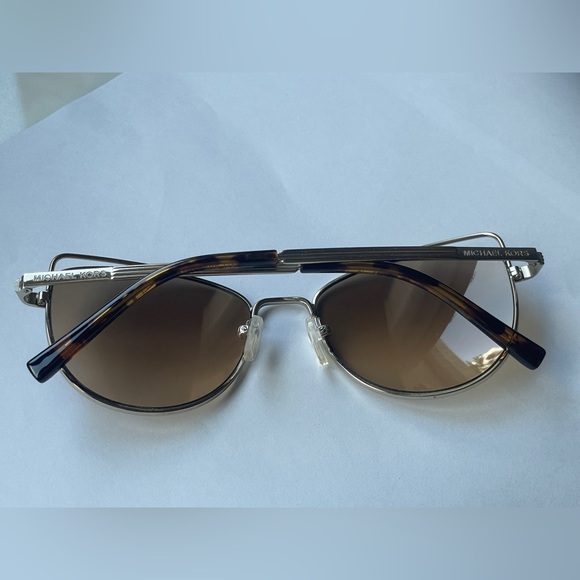 Michael Kors sunglasses - Picture 7 of 17